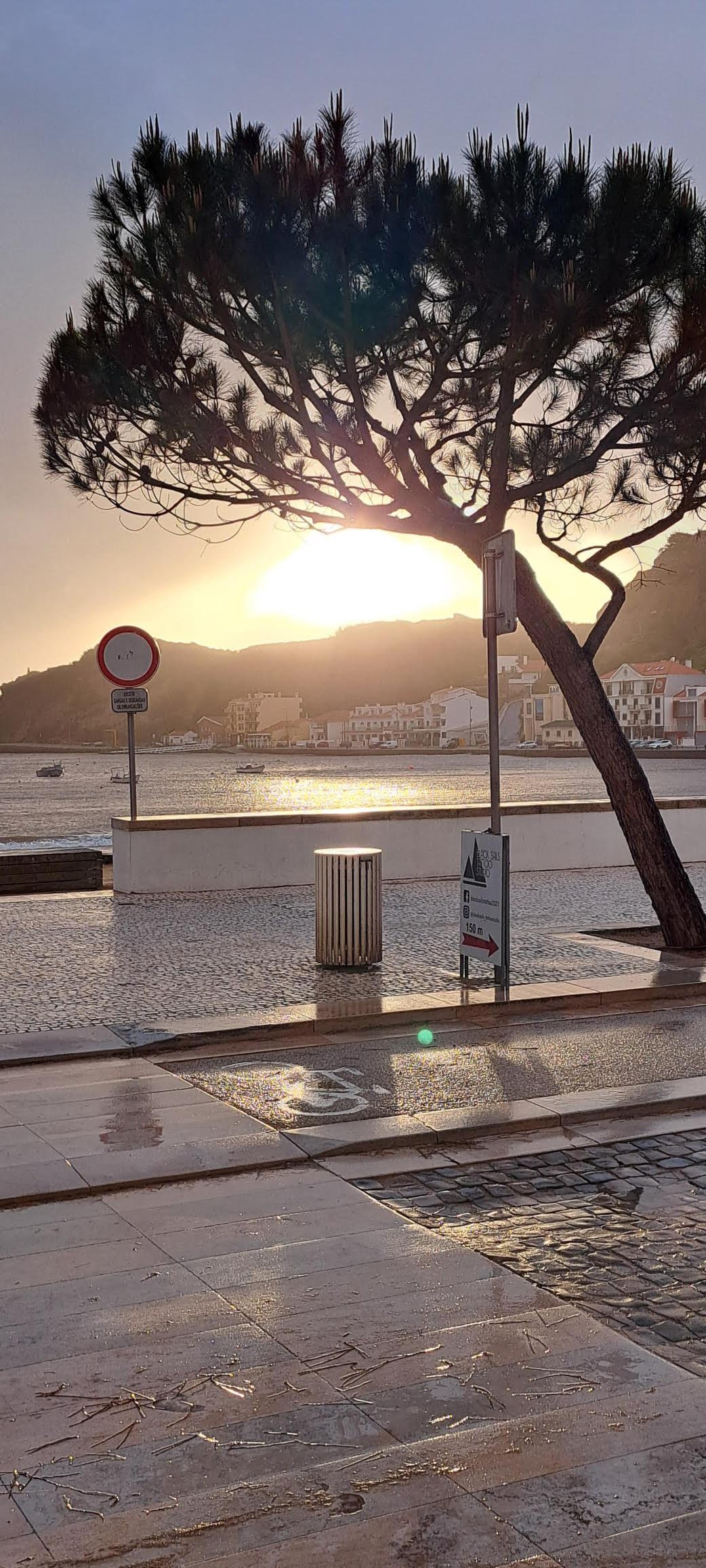 Sunset in Nazare stad
